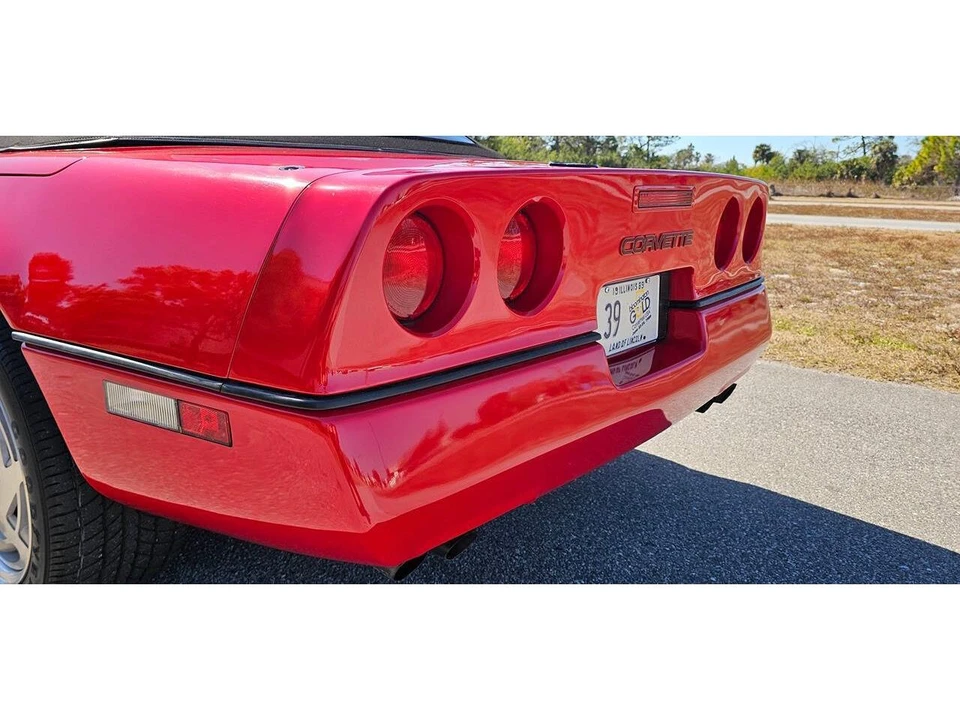 1989 Chevrolet Corvette C4 - Image 26 of 31