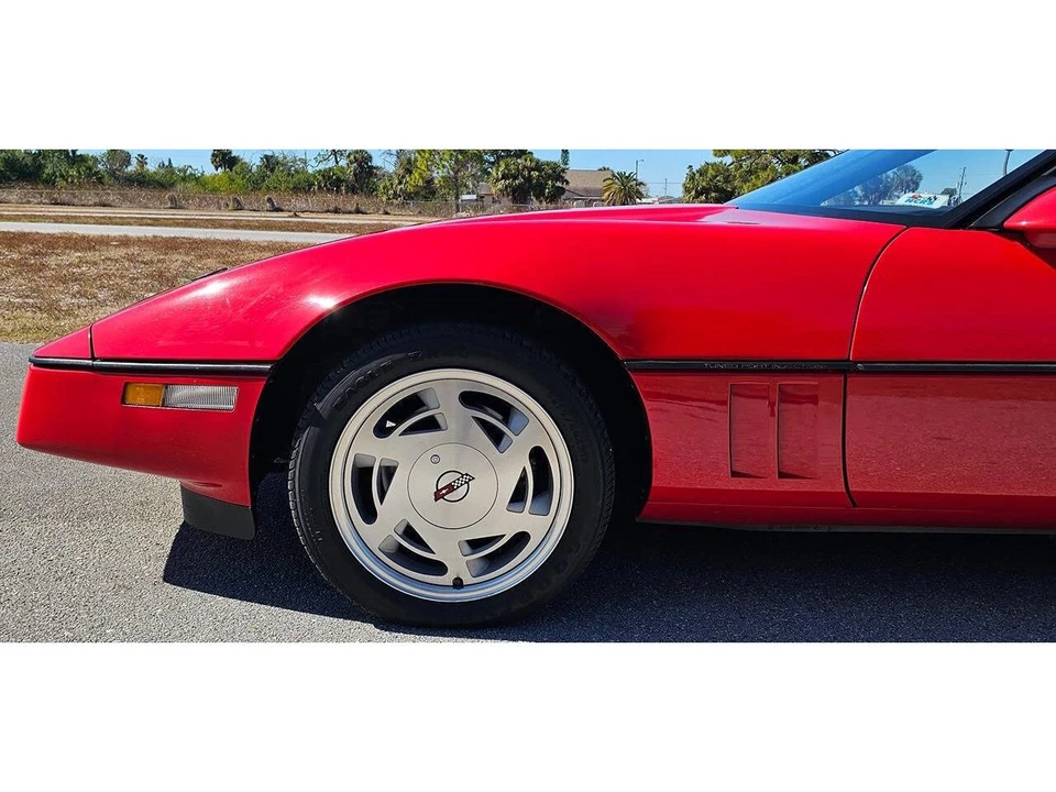 1989 Chevrolet Corvette C4 - Image 20 of 31
