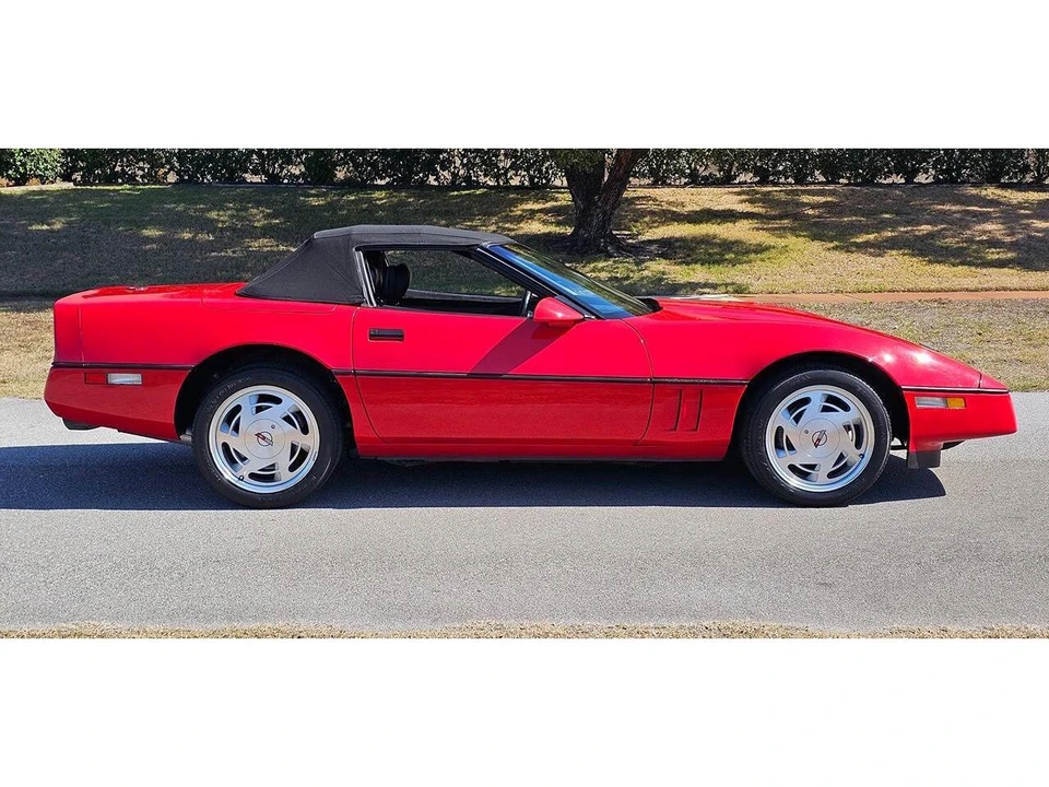 1989 Chevrolet Corvette C4 - Image 8 of 31