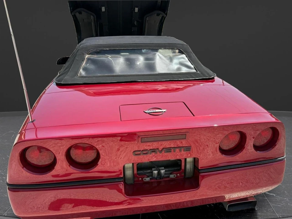 1989 Chevrolet Corvette C4 - Image 25 of 31