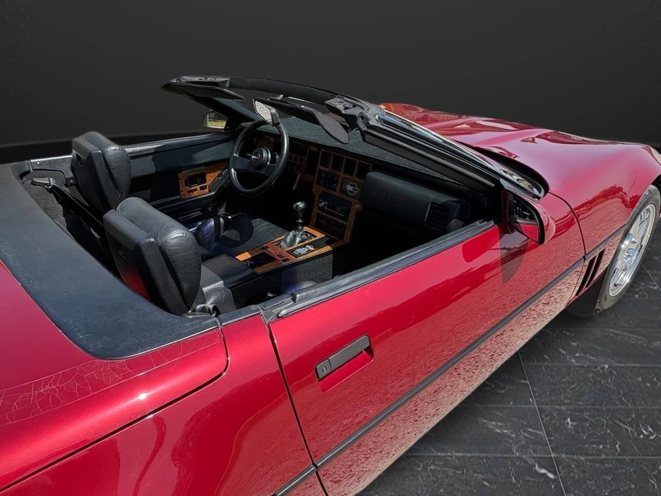 1989 Chevrolet Corvette C4 - Image 18 of 31
