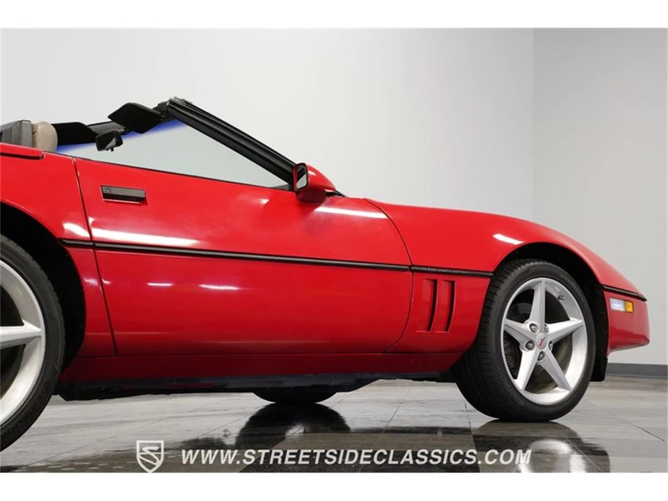 1989 Chevrolet Corvette C4 - Image 26 of 31
