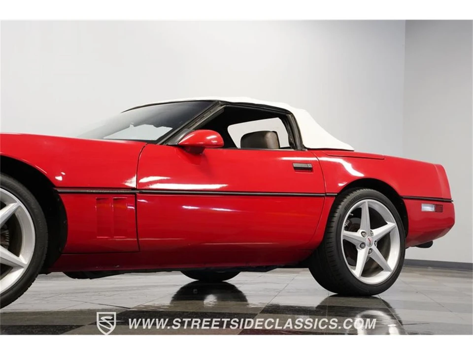 1989 Chevrolet Corvette C4 - Image 20 of 31