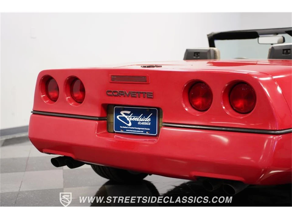 1989 Chevrolet Corvette C4 - Image 24 of 31