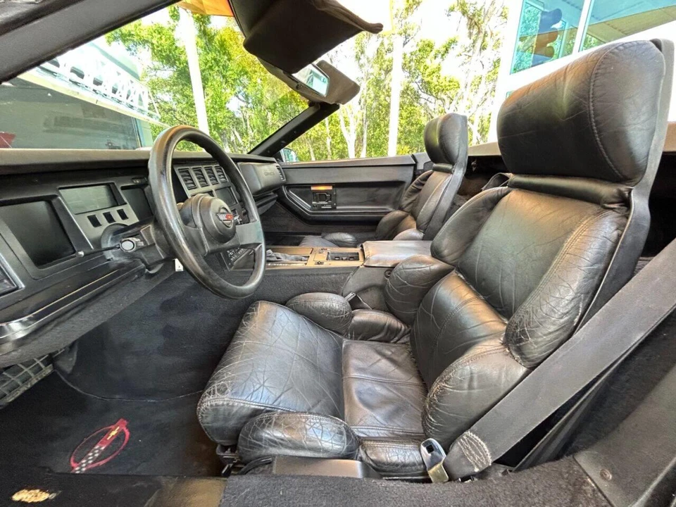 1989 Chevrolet Corvette C4 - Image 17 of 31