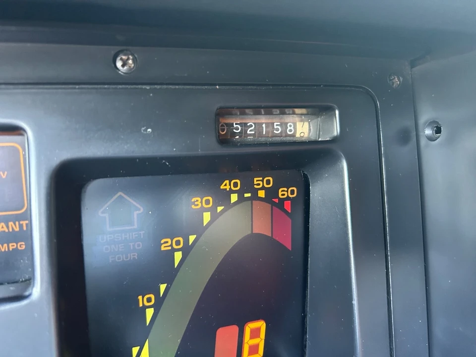 1989 Chevrolet Corvette C4 - Image 18 of 21