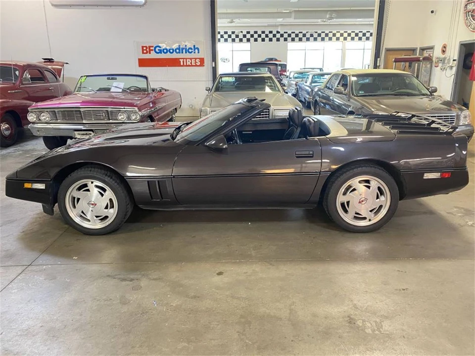 1989 Chevrolet Corvette C4 - Image 9 of 31
