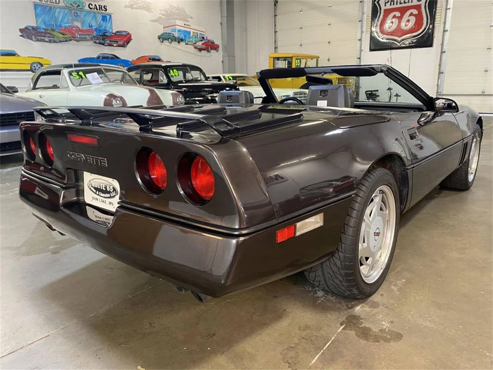 1989 Chevrolet Corvette C4 - Image 6 of 31