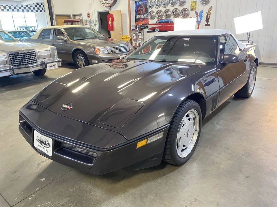 1989 Chevrolet Corvette C4 - Image 23 of 31