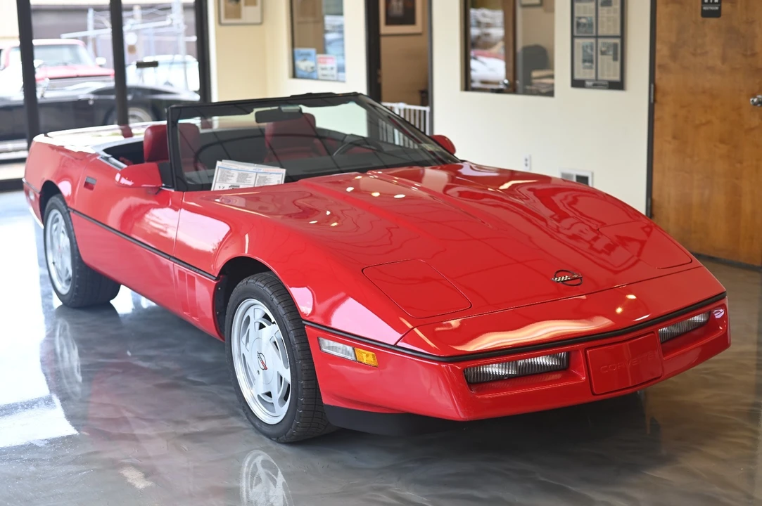 1989 Chevrolet Corvette C4 - Image 16 of 19