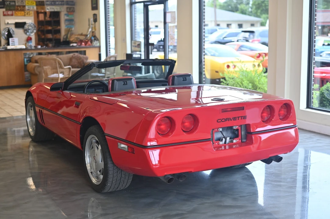 1989 Chevrolet Corvette C4 - Image 12 of 19