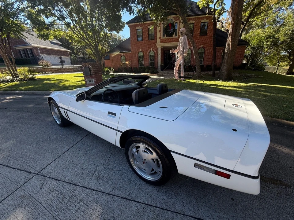 1989 Chevrolet Corvette C4 - Image 6 of 21