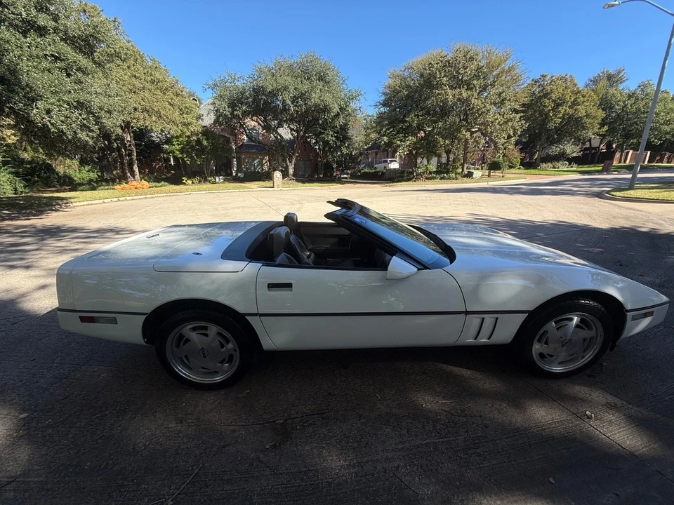 1989 Chevrolet Corvette C4 - Image 9 of 21