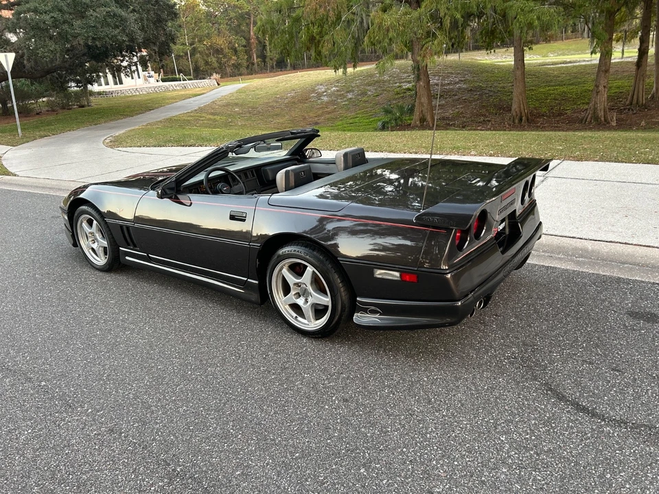 1989 Chevrolet Corvette C4 - Image 29 of 31