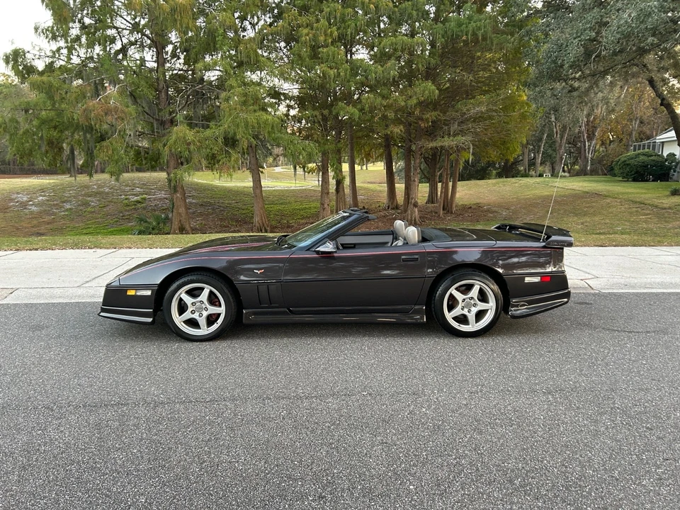 1989 Chevrolet Corvette C4 - Image 13 of 31