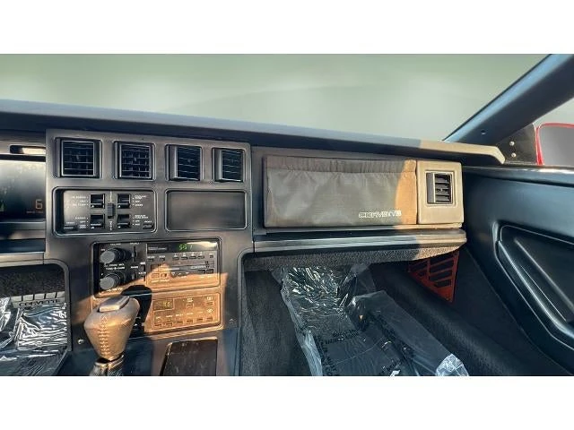 1989 Chevrolet Corvette C4 - Image 17 of 30