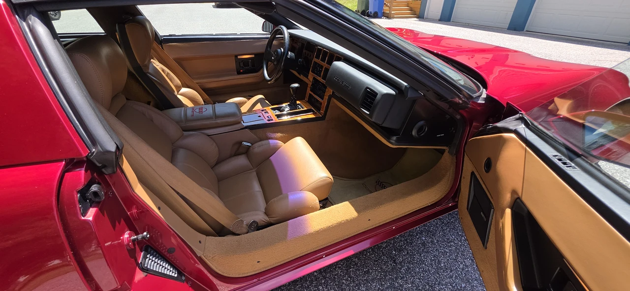 1989 Chevrolet Corvette C4 - Image 30 of 31