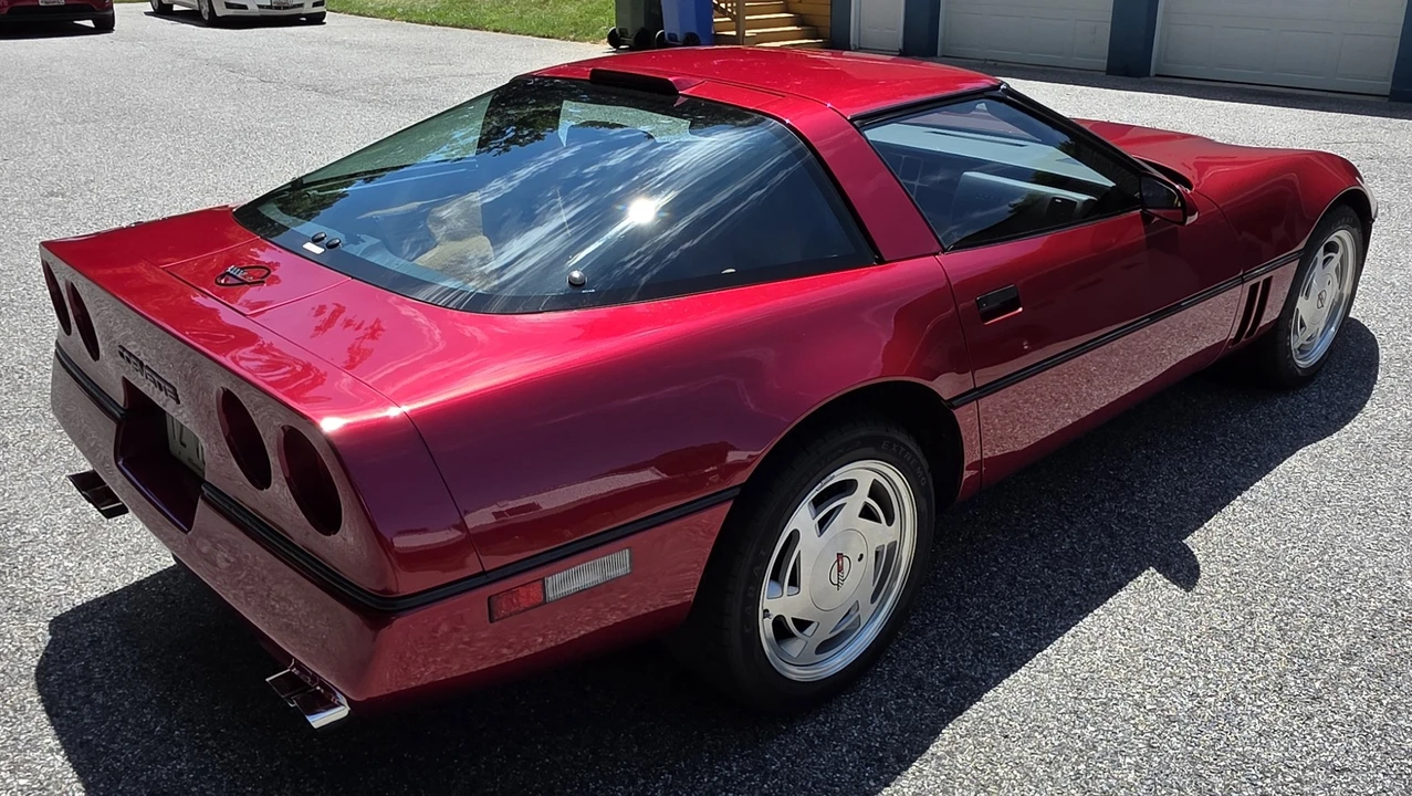 1989 Chevrolet Corvette C4 - Image 15 of 31