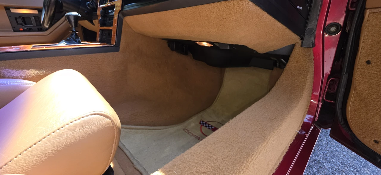 1989 Chevrolet Corvette C4 - Image 31 of 31