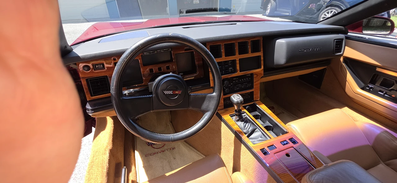 1989 Chevrolet Corvette C4 - Image 24 of 31