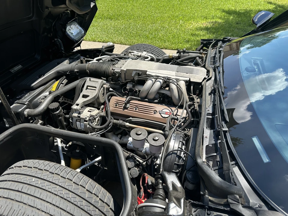 1989 Chevrolet Corvette C4 - Image 13 of 17