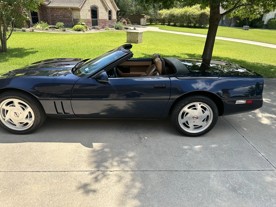 1989 Chevrolet Corvette C4 - Image 12 of 17