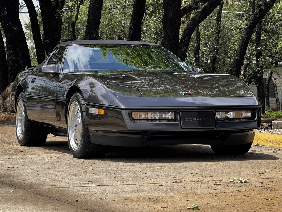 1989 Chevrolet Corvette C4 - Image 24 of 31