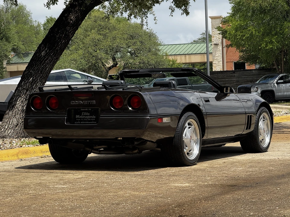 1989 Chevrolet Corvette C4 - Image 6 of 31
