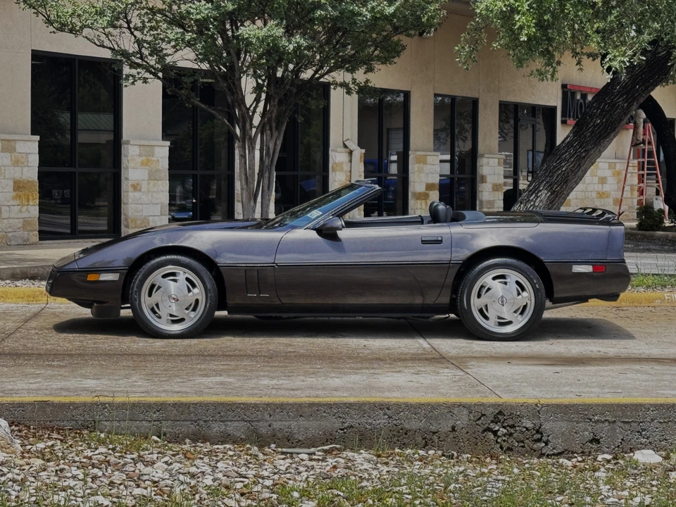 1989 Chevrolet Corvette C4 - Image 3 of 31
