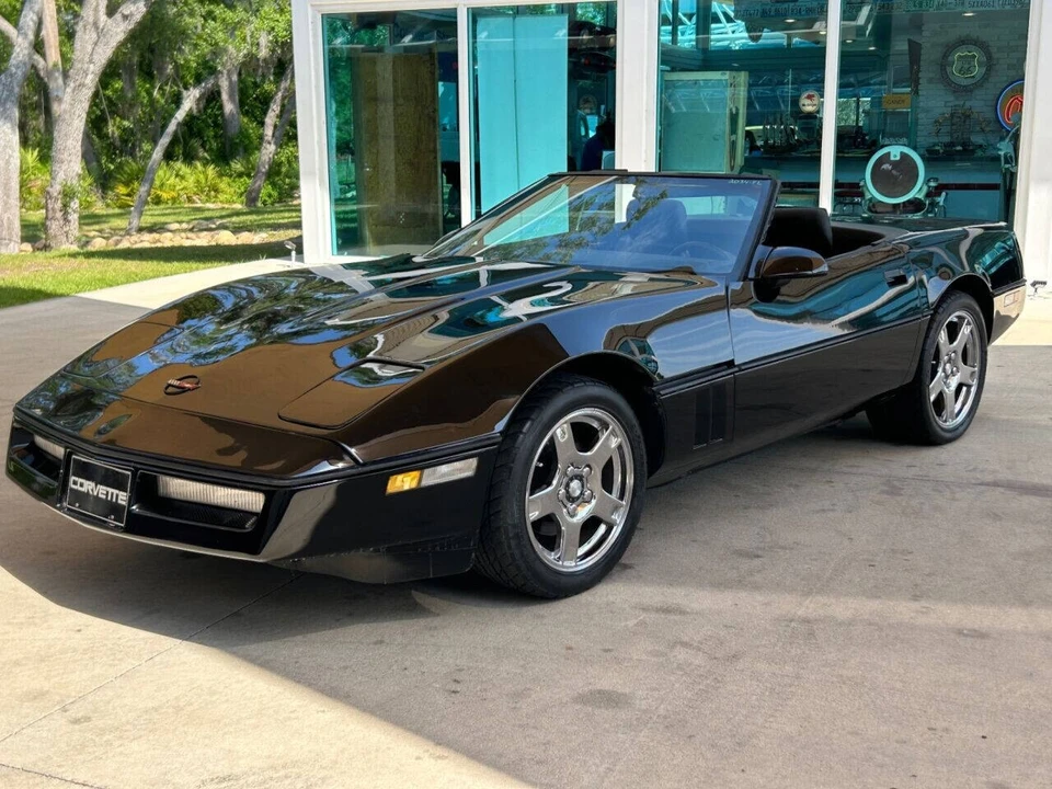 1989 Chevrolet - Image 10 of 31