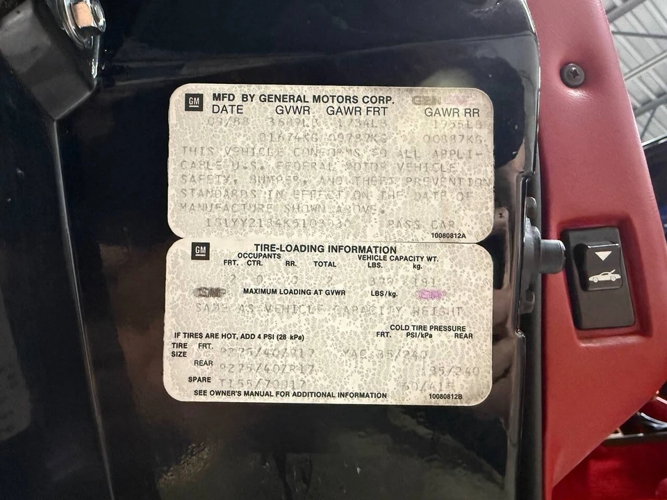 1989 Chevrolet Corvette C4 - Image 24 of 31