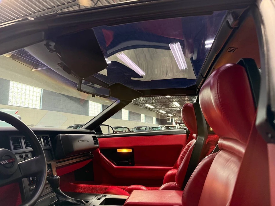 1989 Chevrolet Corvette C4 - Image 29 of 31