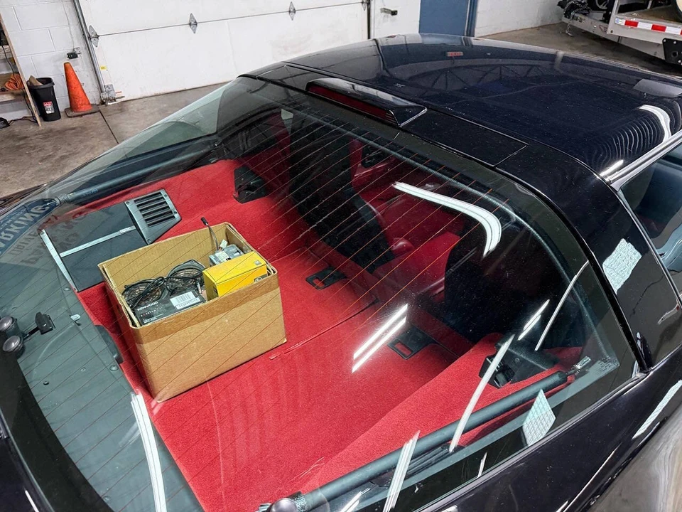 1989 Chevrolet Corvette C4 - Image 21 of 31