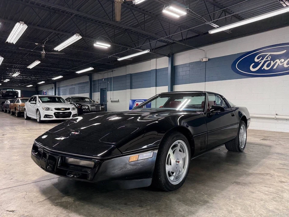 1989 Chevrolet Corvette C4 - Image 3 of 31