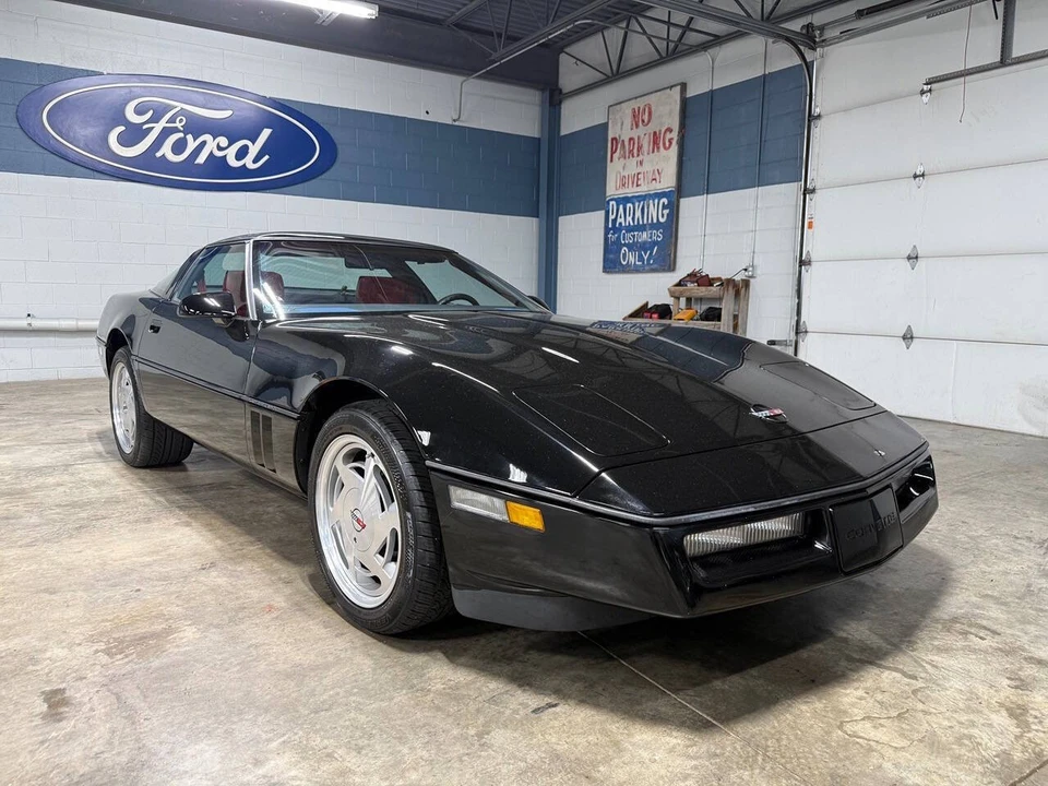 1989 Chevrolet Corvette C4 - Image 12 of 31