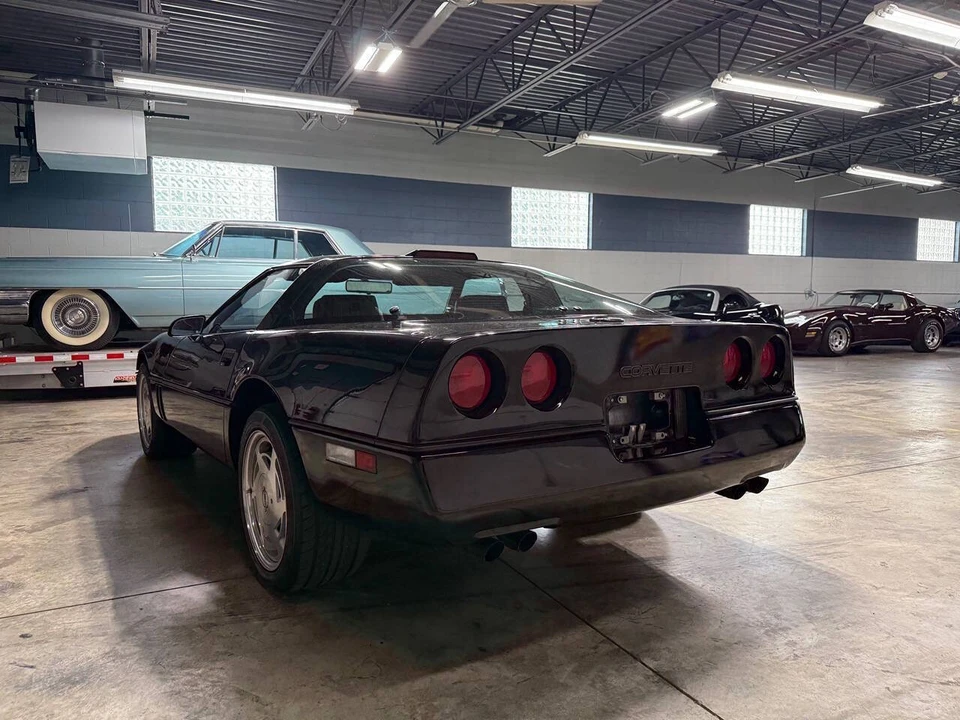 1989 Chevrolet Corvette C4 - Image 6 of 31