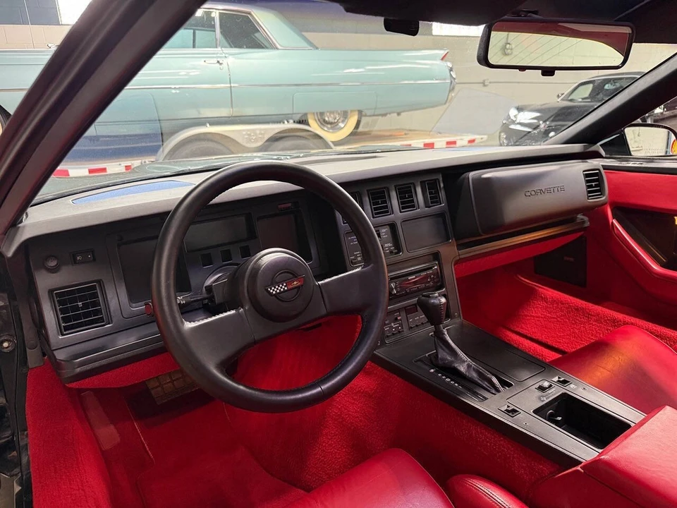 1989 Chevrolet Corvette C4 - Image 30 of 31