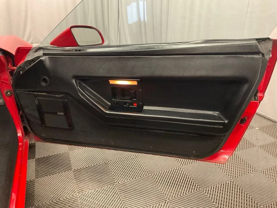1989 Chevrolet Corvette C4 - Image 20 of 26