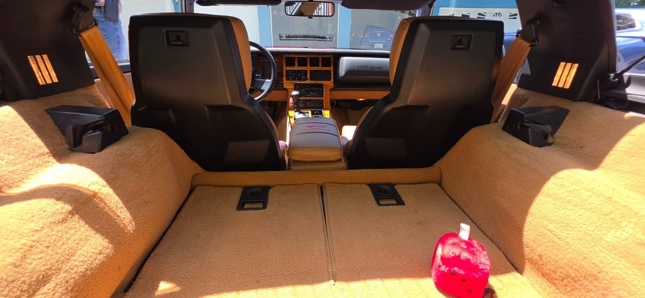 1989 Chevrolet Corvette C4 - Image 29 of 31
