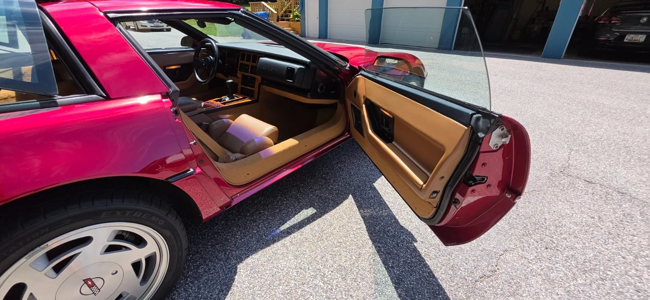 1989 Chevrolet Corvette C4 - Image 23 of 31