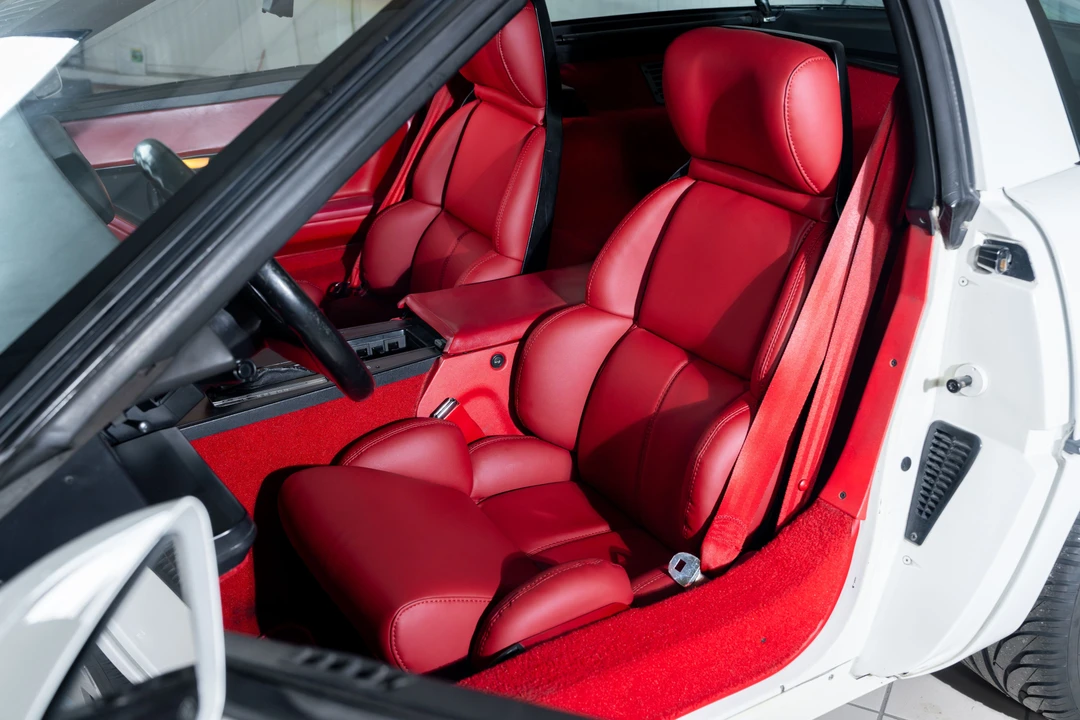 1989 Chevrolet Corvette C4 - Image 17 of 31