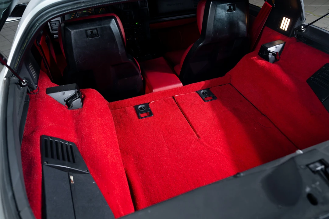 1989 Chevrolet Corvette C4 - Image 20 of 31