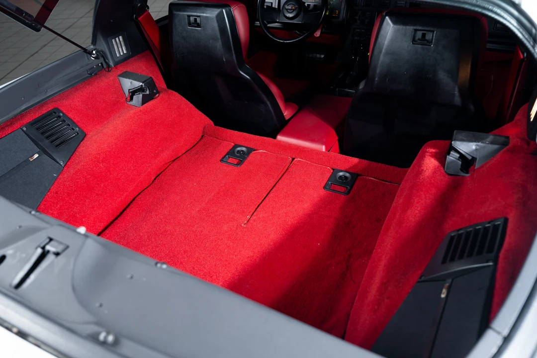 1989 Chevrolet Corvette C4 - Image 21 of 31