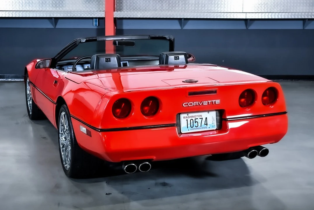 1989 Chevrolet Corvette C4 - Image 16 of 30