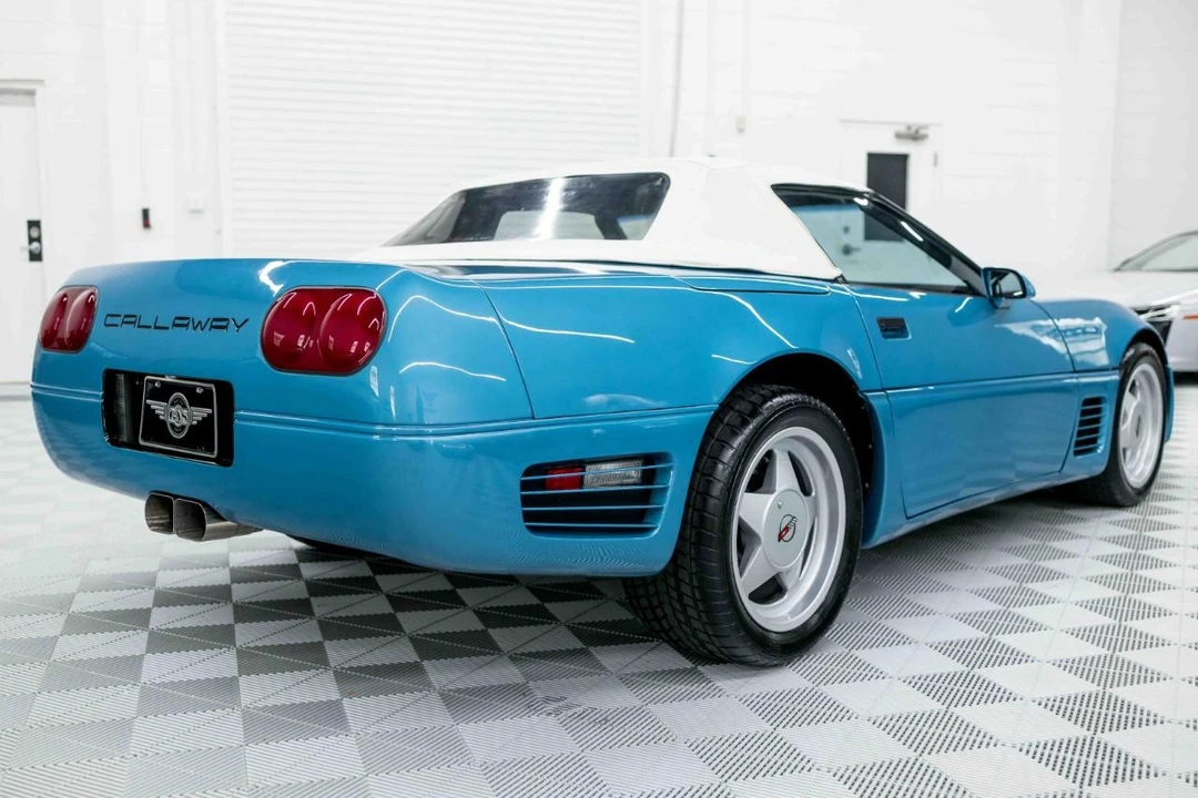 1989 Chevrolet - Image 13 of 31