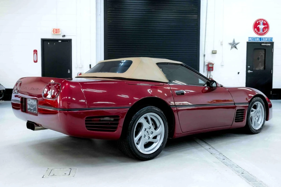 1989 Chevrolet Corvette Callaway - Image 17 of 21