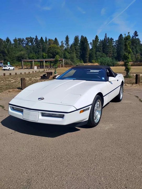 1989 Chevrolet Corvette C4 - Image 1 of 8