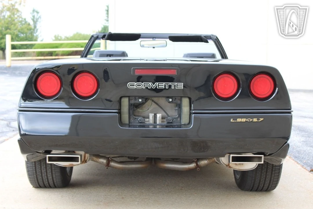 1989 Chevrolet Corvette C4 - Image 13 of 21
