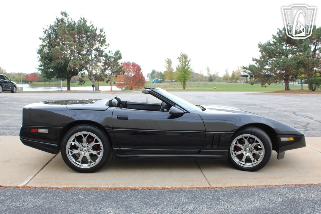 1989 Chevrolet Corvette C4 - Image 18 of 21