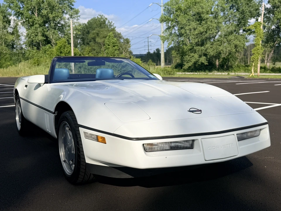 1989 Chevrolet Corvette C4 - Image 15 of 17